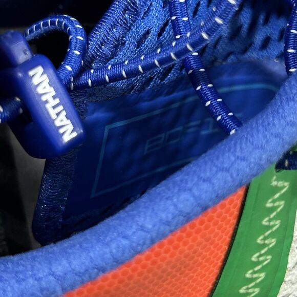Athletic_Shoes
